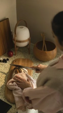 New ⭐ Heirol Woody Cutting Board, 55 X 21 Cm, Oak ???? -Alessi shop 2021 09 30 FDS Valmiit VVV 15