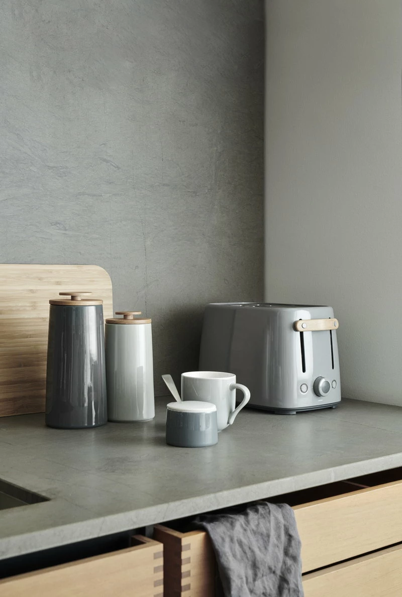 Emma storage jar, small, grey Promo ???? Stelton Emma Storage Jar, Small, Grey ???? -Alessi shop LS x 222 1 Emma toaster x 223 1 x 224 1 storrage jar grey portrait