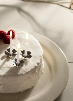 Promo π€© Design House Stockholm Me To You Candle Holder, 3 Pcs, Nickel 𧨠11 Promo π€© Design House Stockholm Me To You Candle Holder, 3 Pcs, Nickel 𧨠-Alessi shop image2 2752 9100 MeToYou3pSilver Lifestyle